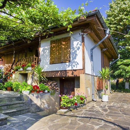 Хаджикольовата Къща Medven Exterior foto