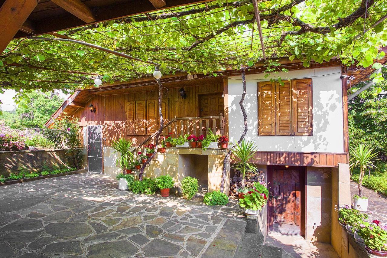 Хаджикольовата Къща Medven Exterior foto