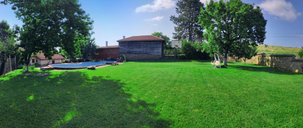 Хаджикольовата Къща Medven Exterior foto